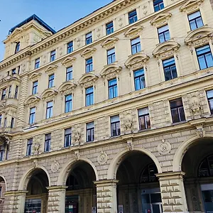 Kh Universitaet , Vienna Austria